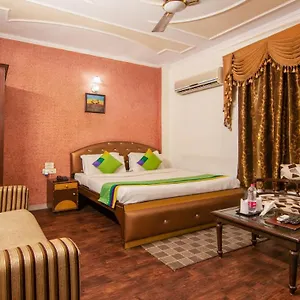 3* Hotel Treebo Paras International
