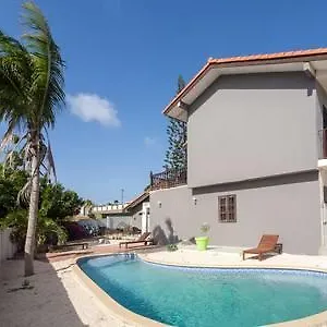 Advantage Curacao Apartment Willemstad